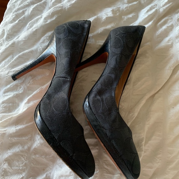 Coach black monogram high heels size 8 - Picture 13 of 16